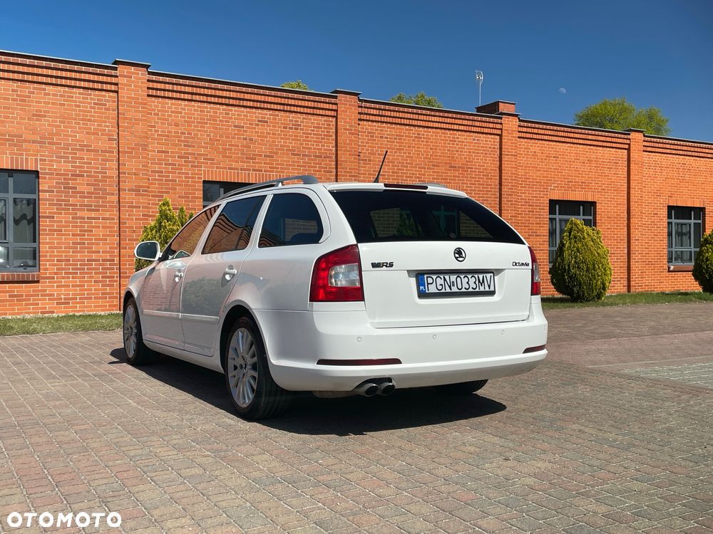 Skoda Octavia 2.0 TDI DPF RS - 7