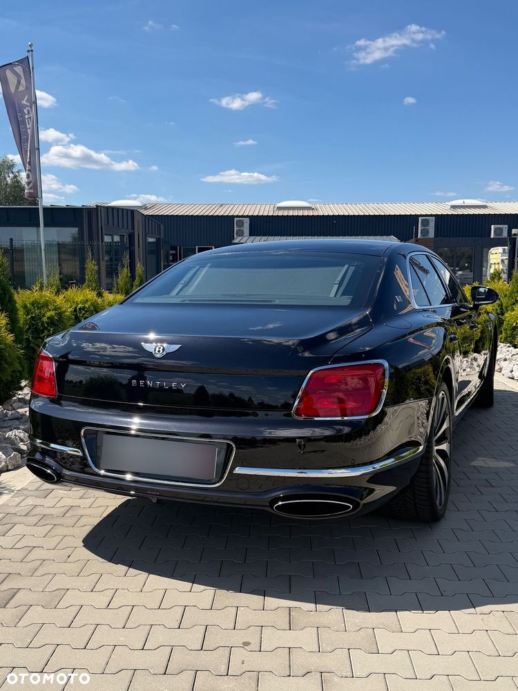 Bentley Flying Spur W12 S - 9