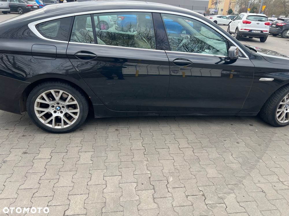 BMW 5GT 530d - 8