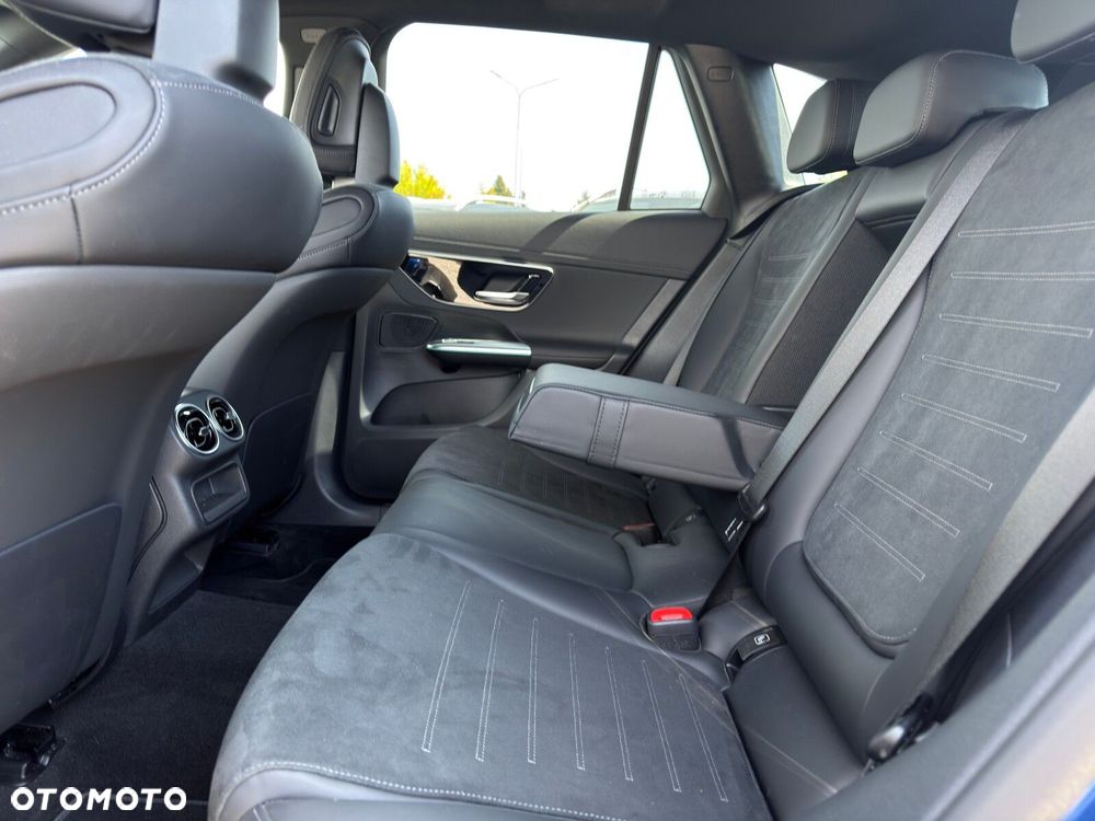 Mercedes-Benz GLC 200 d mHEV 4-Matic AMG Line - 25