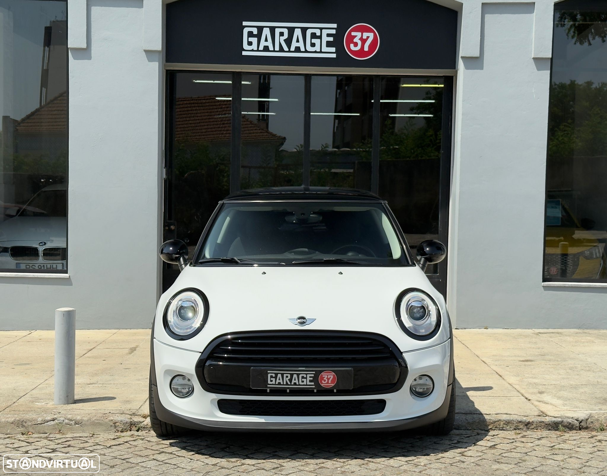 MINI 3 Portas Cooper D - 2