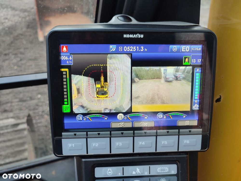 Komatsu PC 210 LC-11 - 39