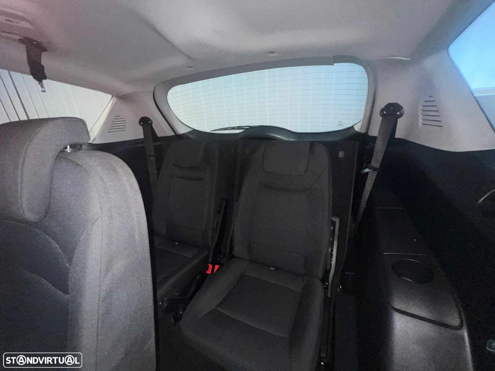 Ford S-Max 1.8 TDCi Titanium 7L - 13