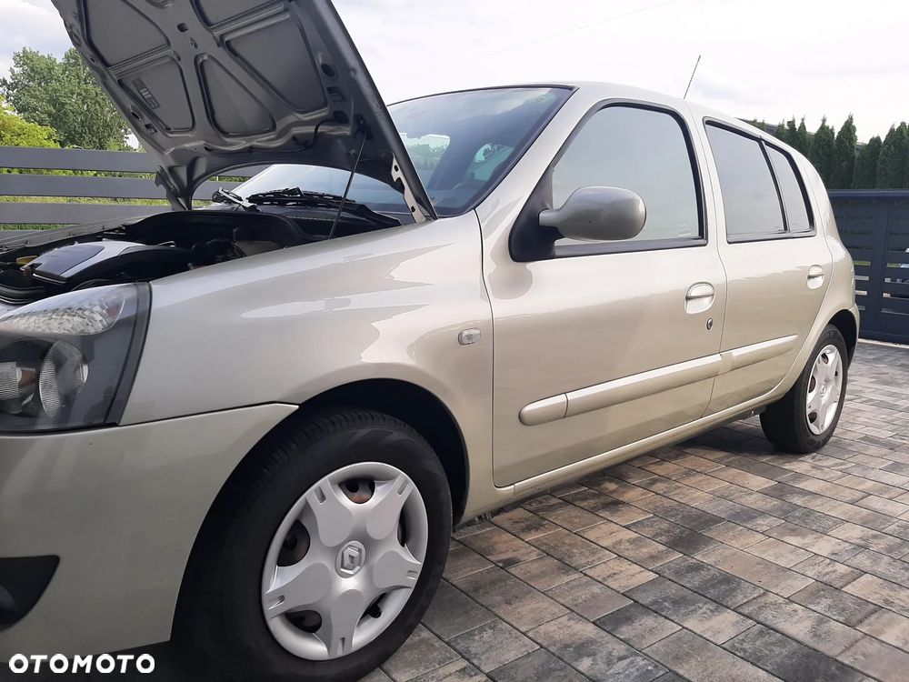 Renault Clio 1.2 16V Campus - 7