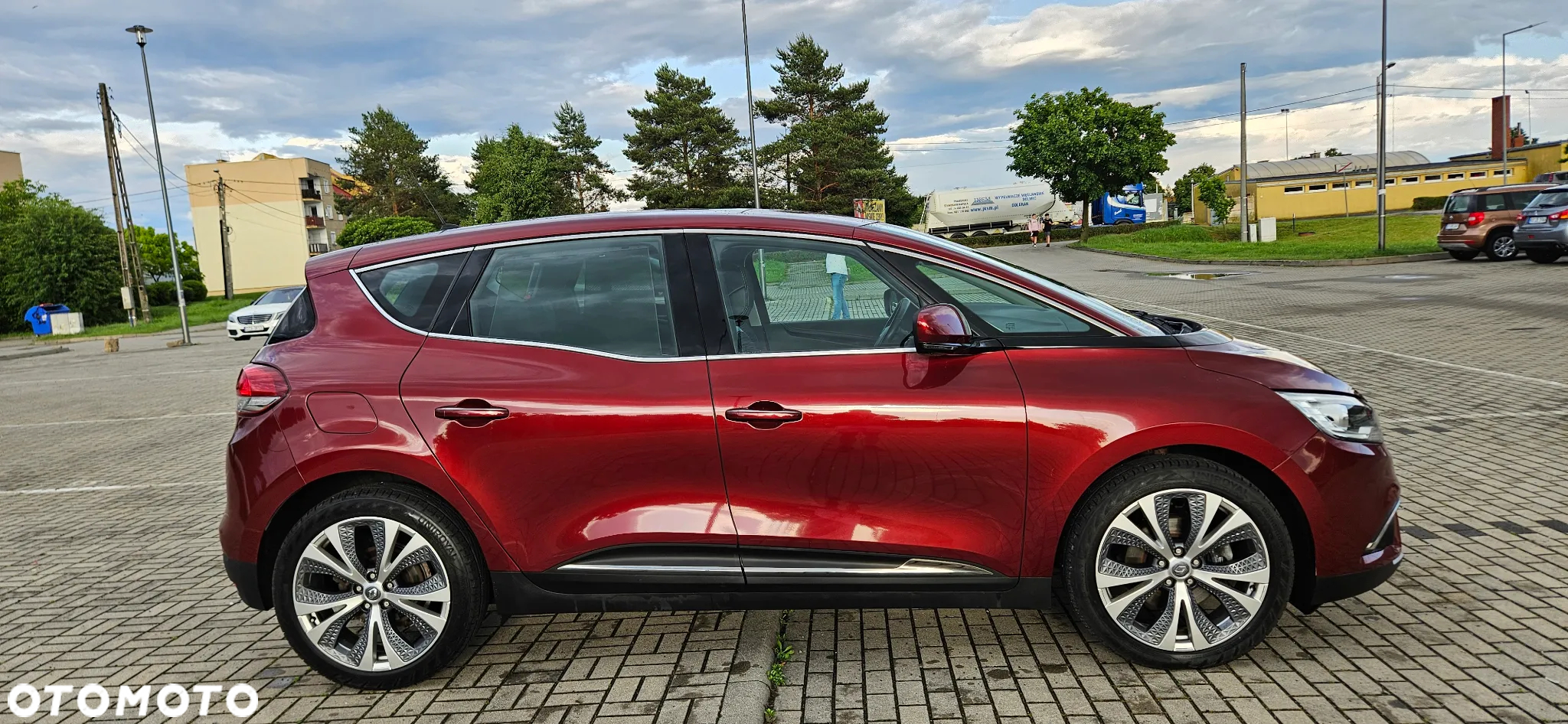 Renault Scenic ENERGY TCe 130 S&S Paris - 15