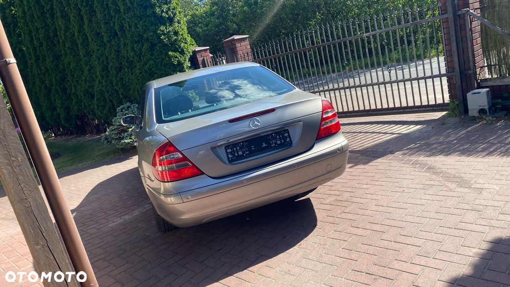 Mercedes-Benz Klasa E 200 Kompressor Automatik Classic - 4