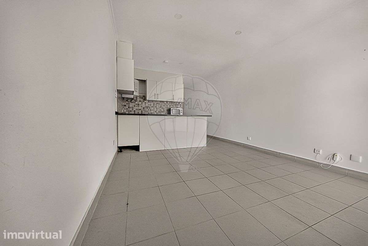 Apartamento T0 para venda - Grande imagem: 2/17