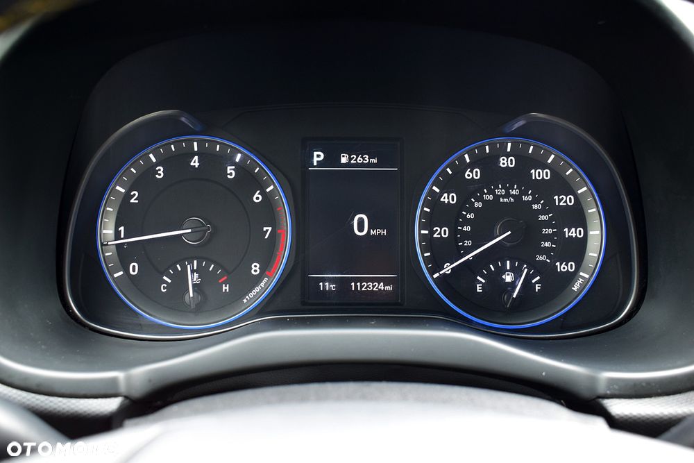 Hyundai Kona - 10