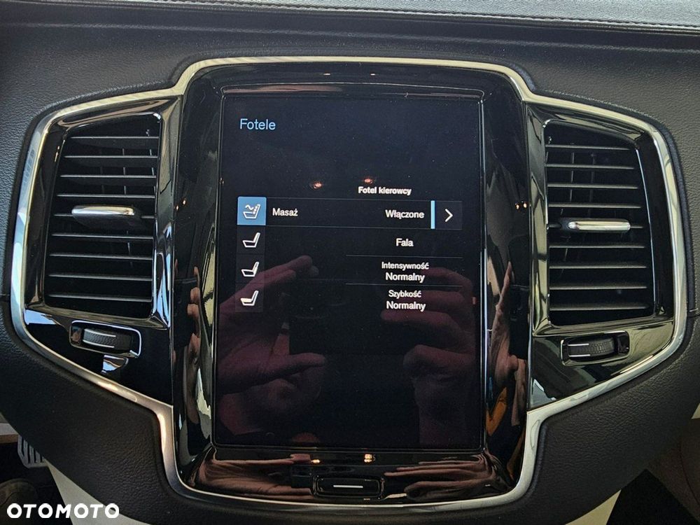 Volvo XC 90 - 32