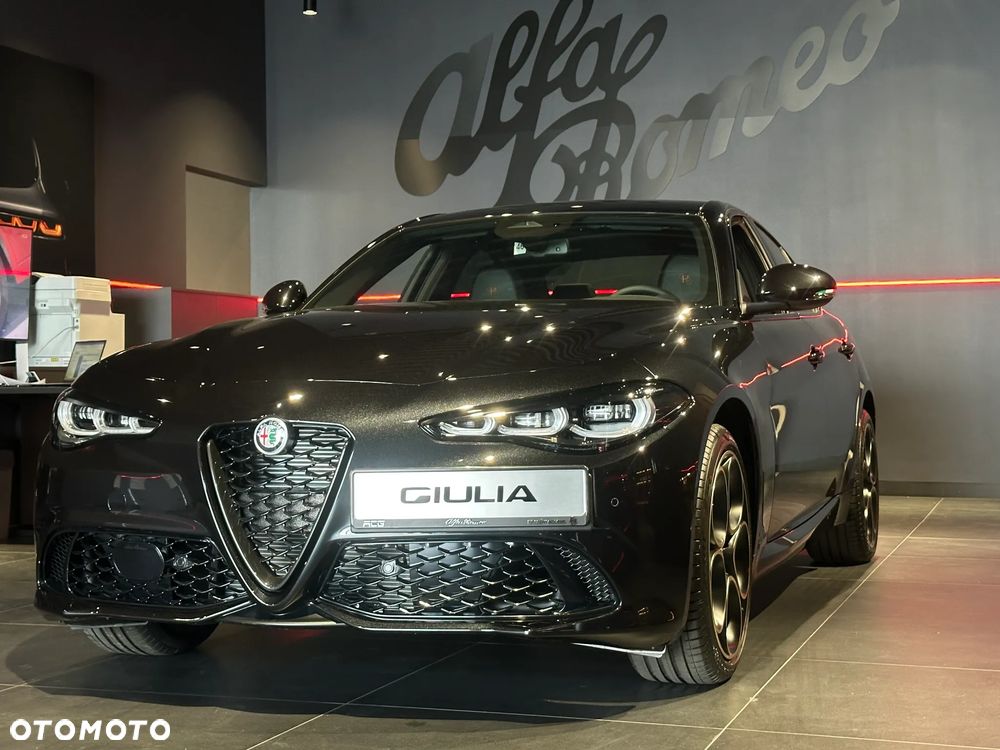 Alfa Romeo Giulia 2.2 D Turbo Veloce Q4 - 4