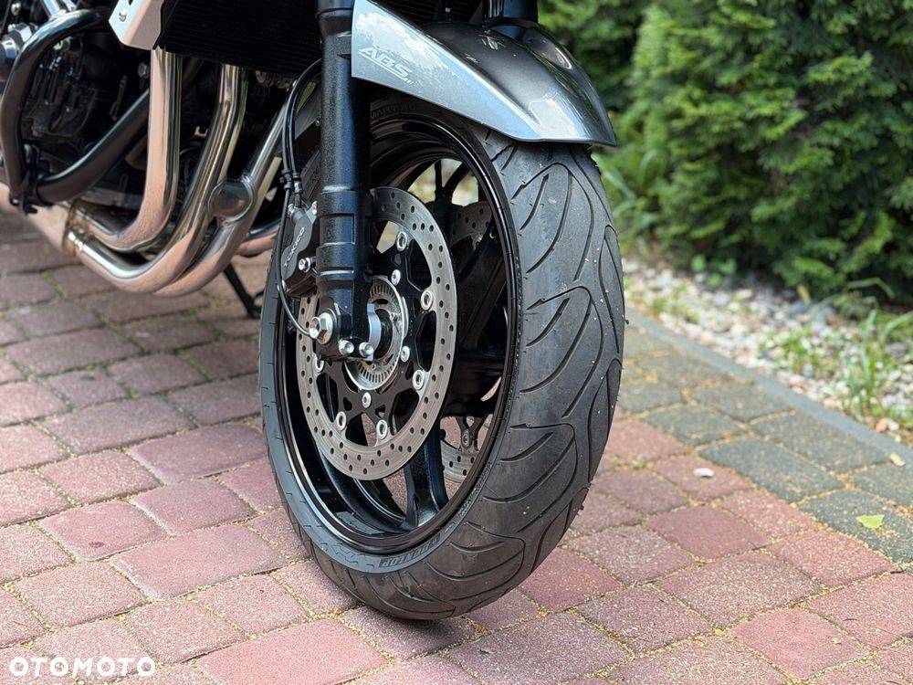 Suzuki Bandit - 19
