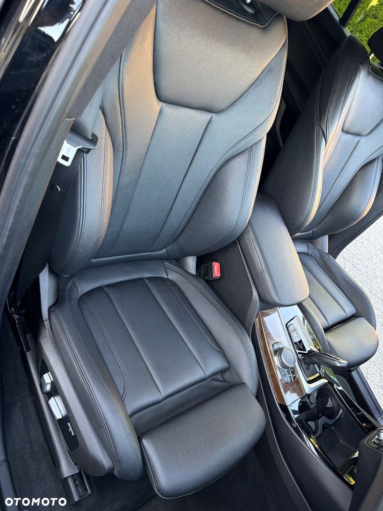 BMW X3 xDrive30i xLine - 29