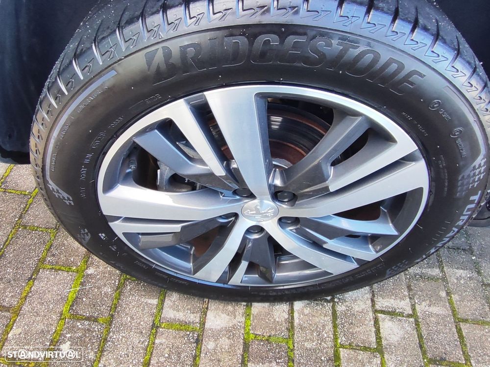 Peugeot 3008 1.5 BlueHDi Allure Pack EAT8 - 6