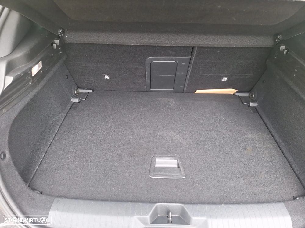 Opel Astra 1.5 D GS Line Aut. - 8