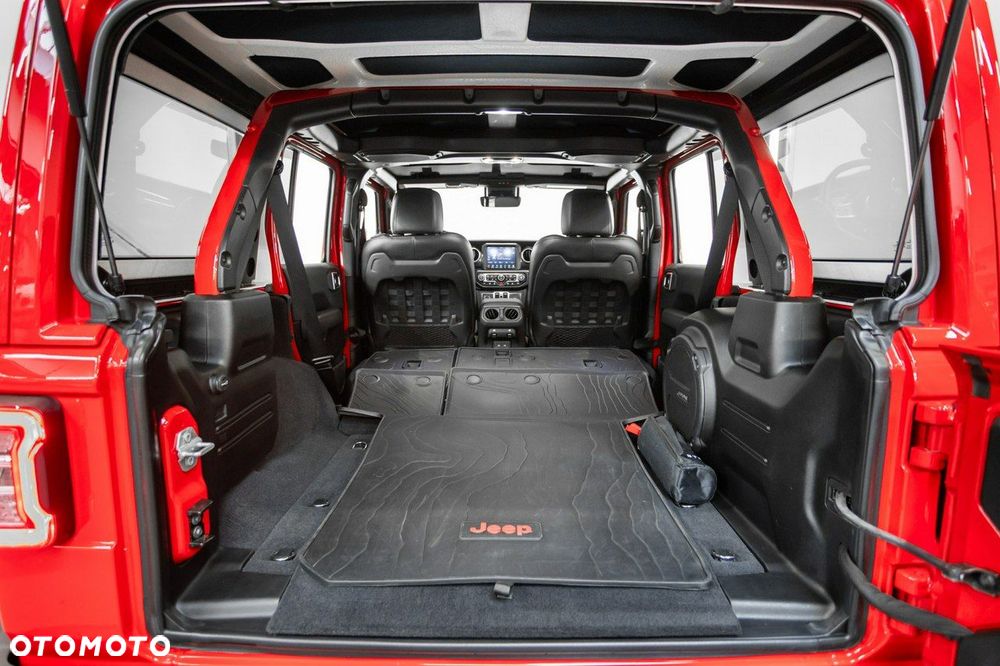 Jeep Wrangler - 27
