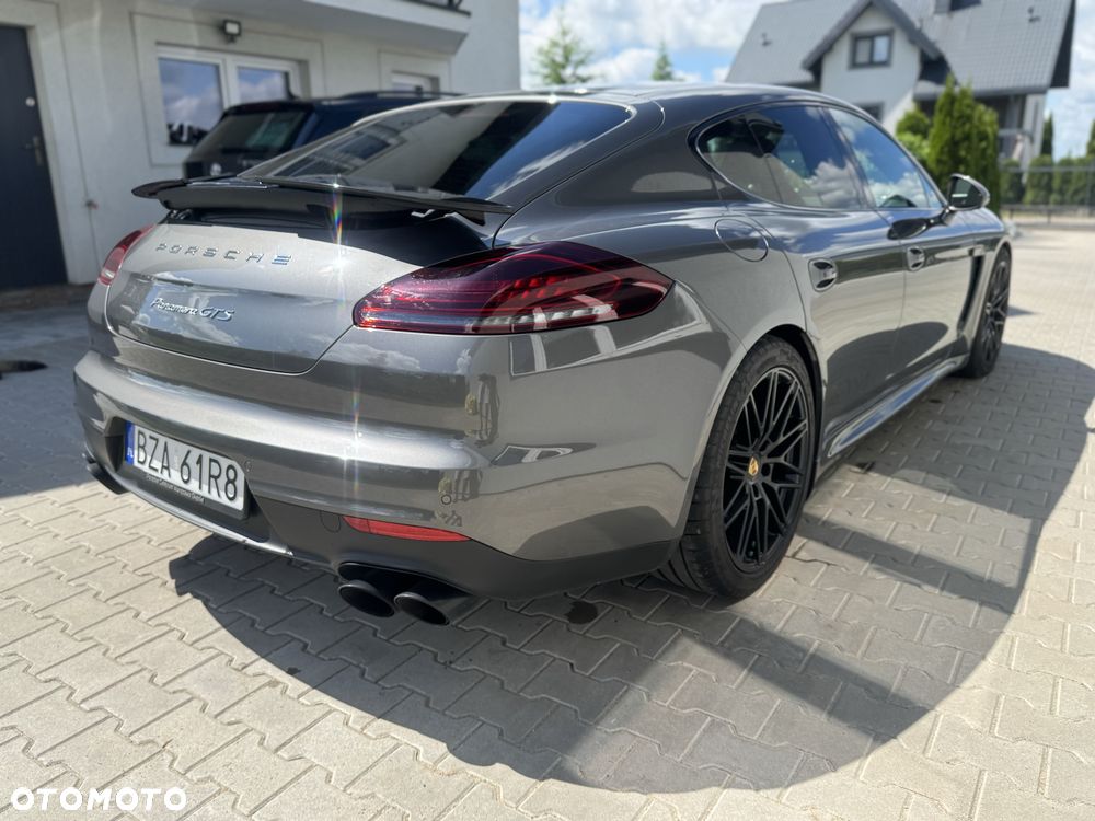 Porsche Panamera - 3