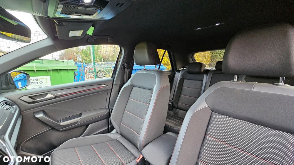 Volkswagen T-Roc 1.5 TSI ACT Premium - 25