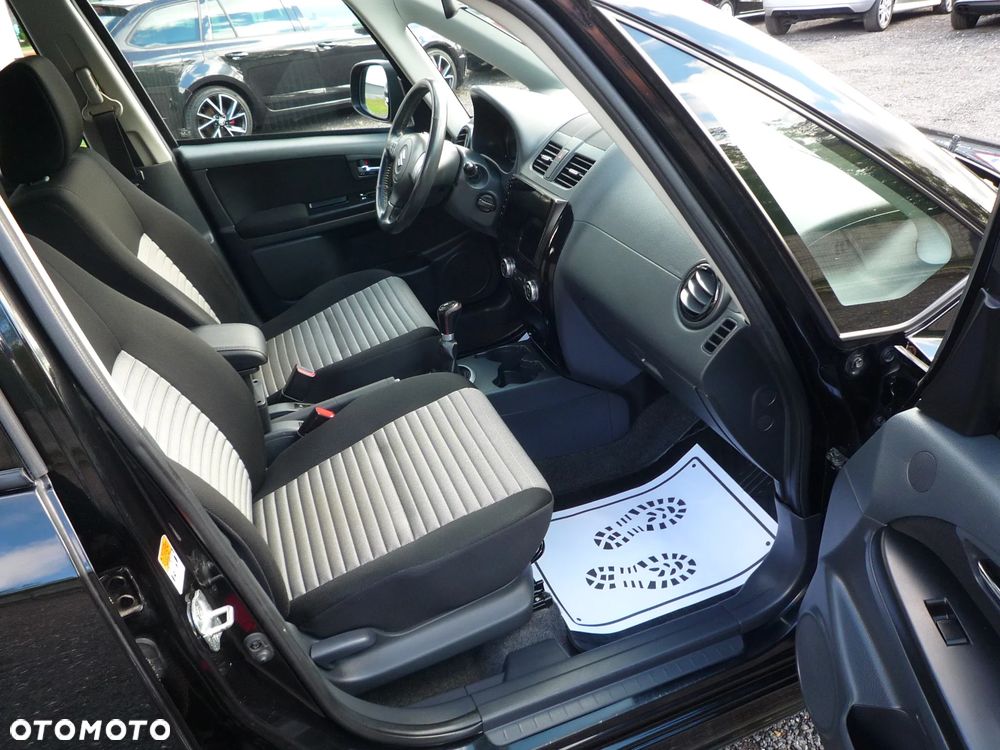 Suzuki SX4 1.6 VVT 4x2 City - 26