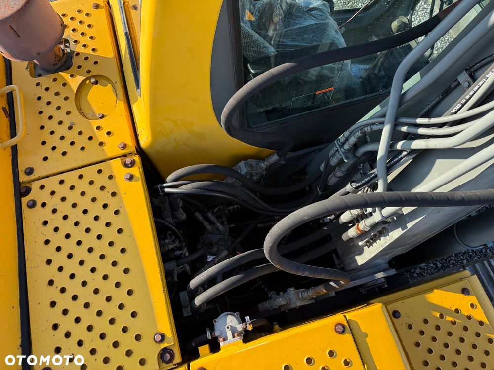 Volvo EC140LCM / TYLKO 5100 MTH / SZEROKIE GĄSIENNICE / Z FRANCJI / SUPER STAN / / / - 16