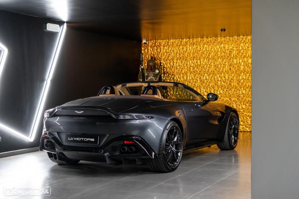 Aston Martin Vantage Roadster V8 - 21
