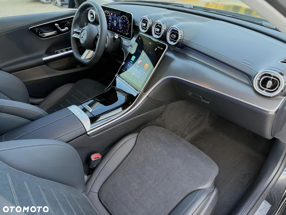 Mercedes-Benz Klasa C 180 9G-TRONIC AMG Line Advanced - 27