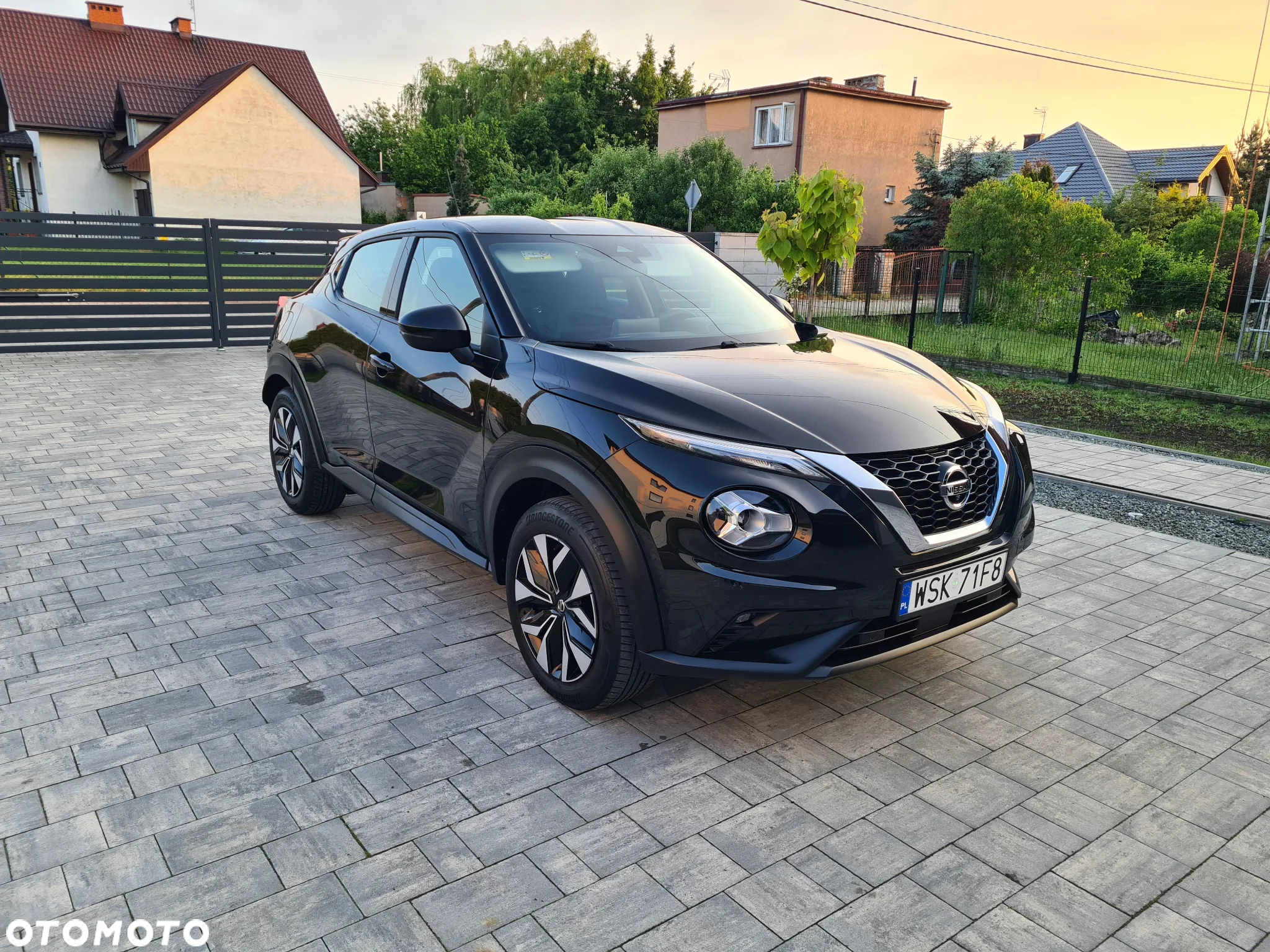 Nissan Juke 1.0 DIG-T Tekna - 2