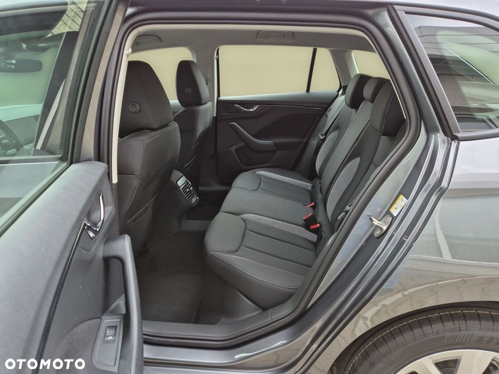 Skoda Scala 1.5 TSI Drive DSG - 19