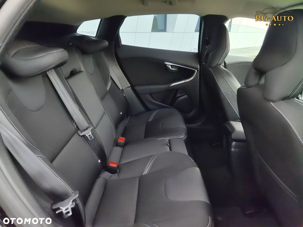 Volvo V40 - 35