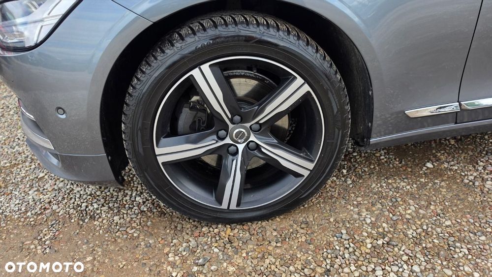 Volvo S90 - 33