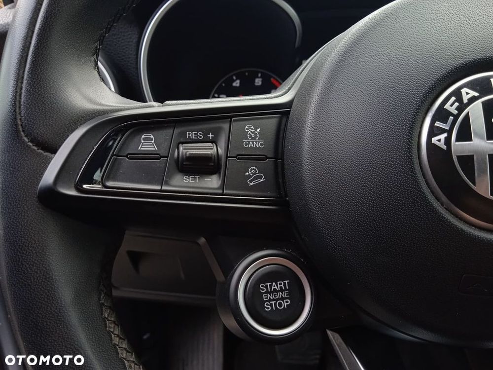 Alfa Romeo Stelvio 2.0 Turbo Business Q4 - 15