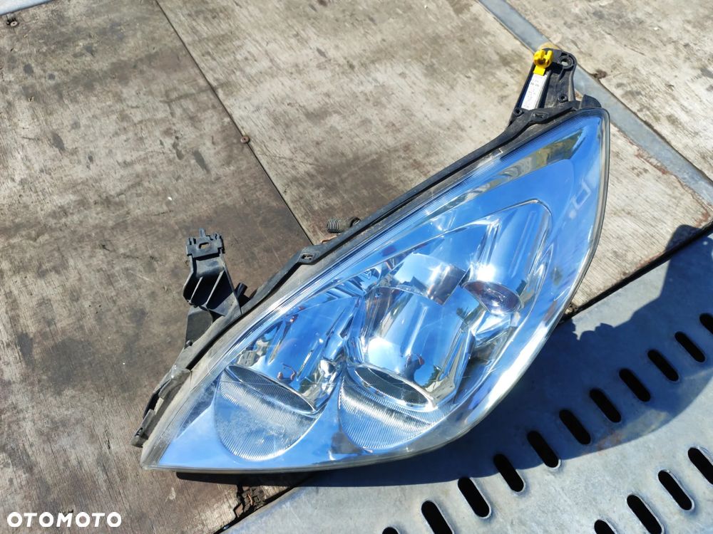 lampa przód lewa + prawa soczewka kompletna EUROPA do OPEL Vectra C Lift 05- - 8