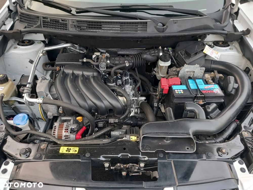 Nissan Qashqai 1.6 I-Way - 29