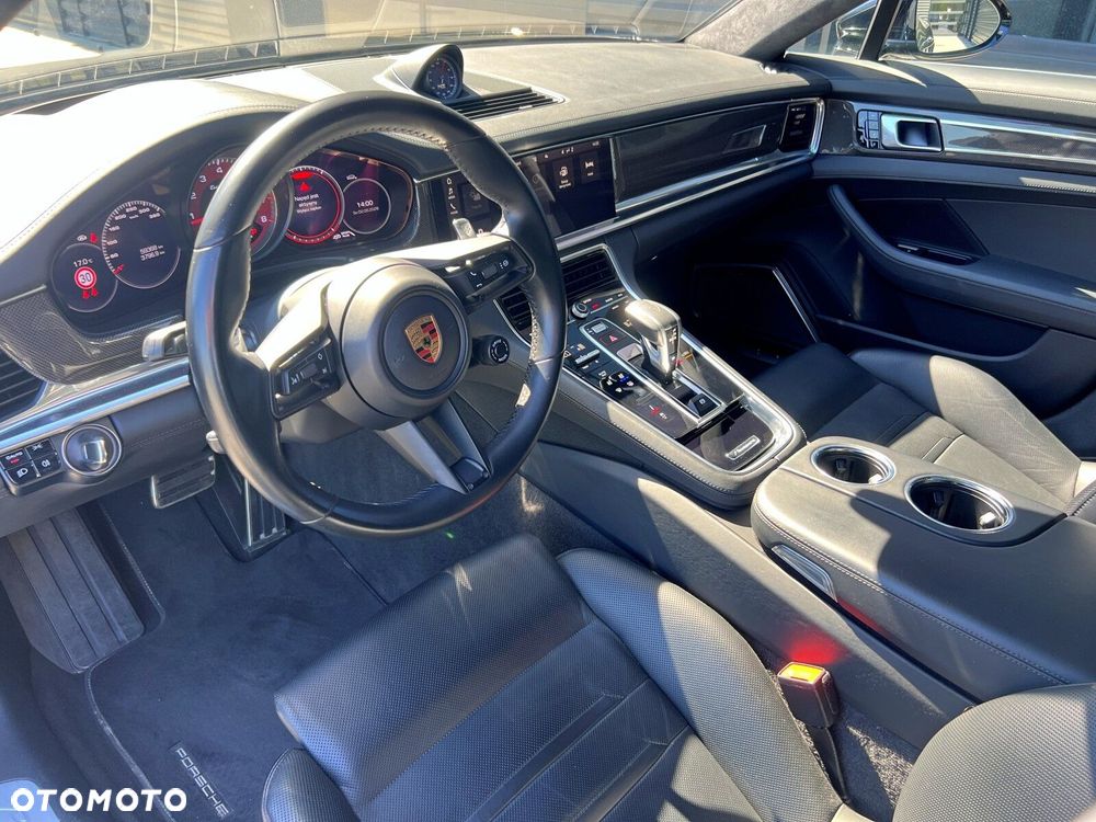 Porsche Panamera - 11