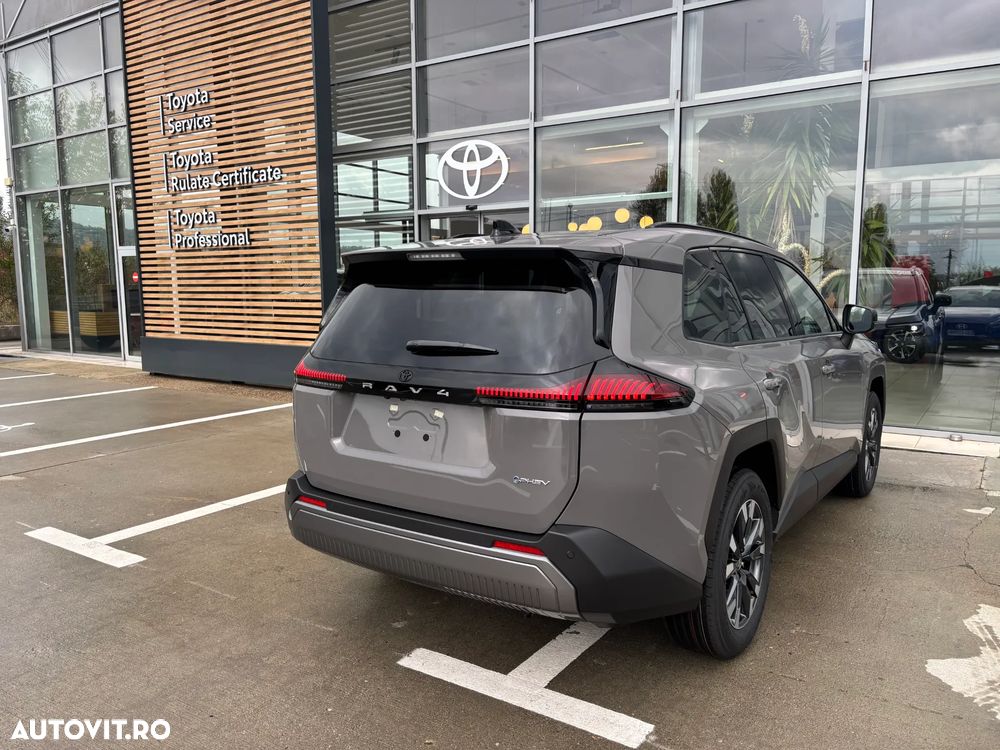 Toyota RAV4 - 4
