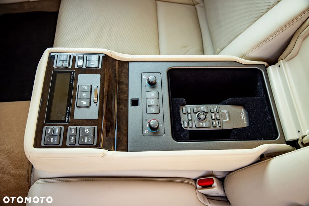 Lexus LS 460 Prestige - 17