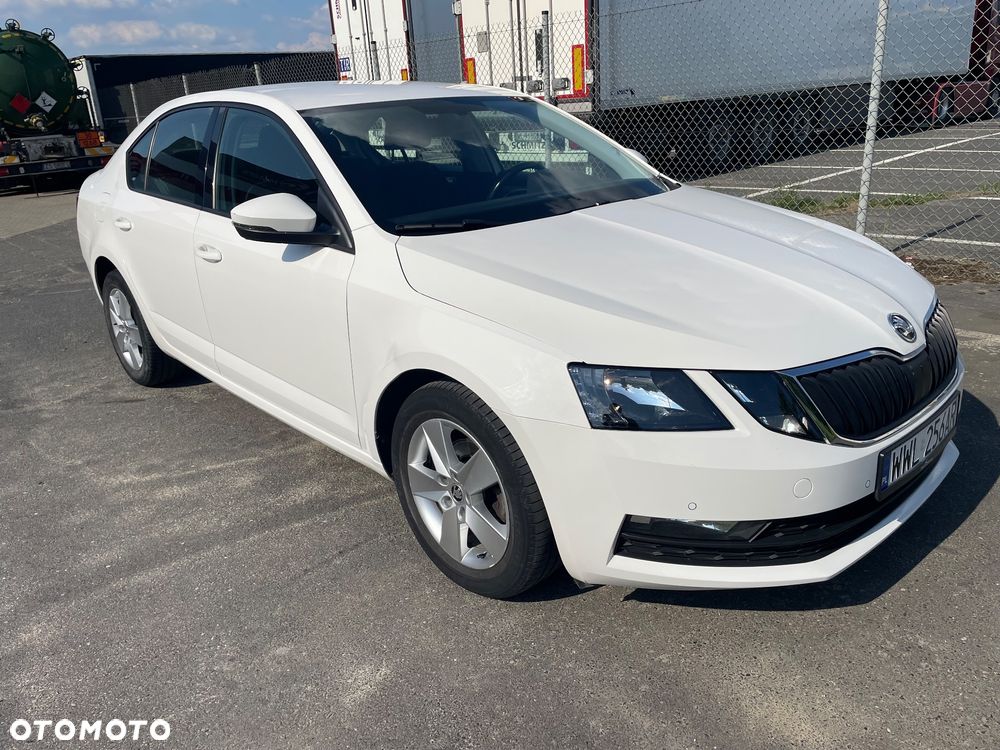 Skoda Octavia 1.6 TDI SCR Ambition - 3