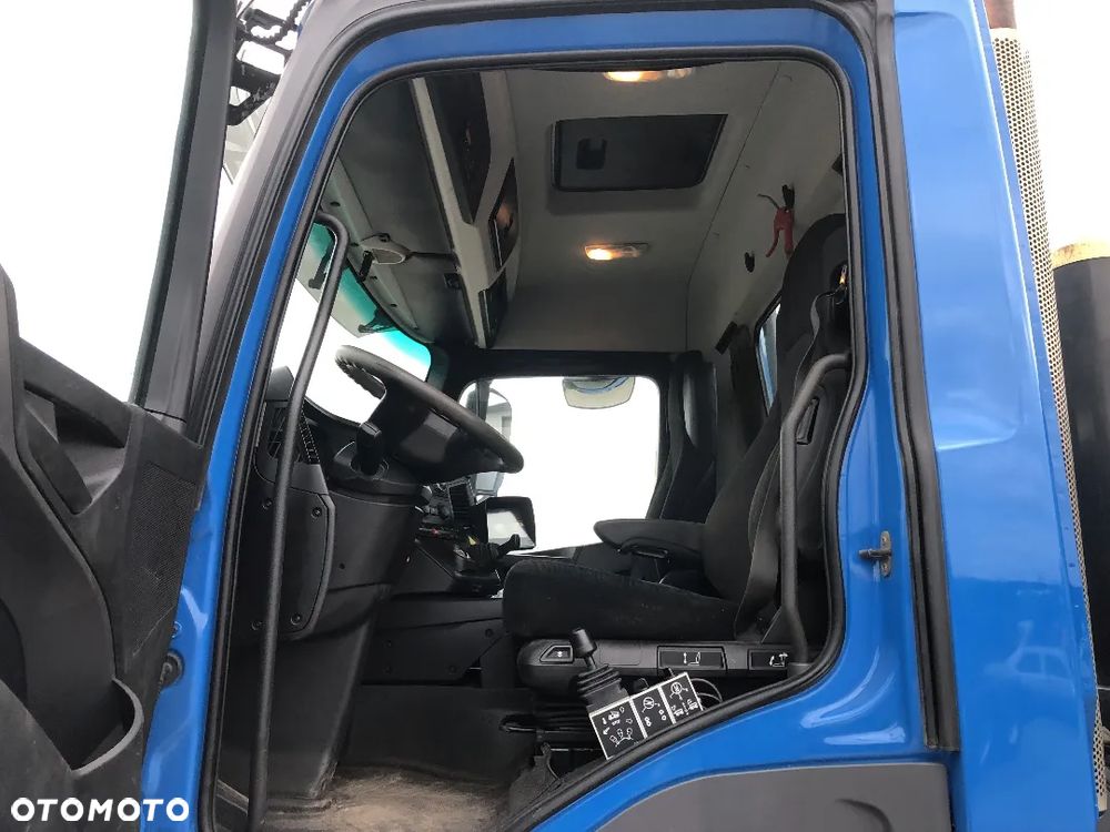 Mercedes-Benz Arocs 8x4 wywrotka kiper wozidło - 2
