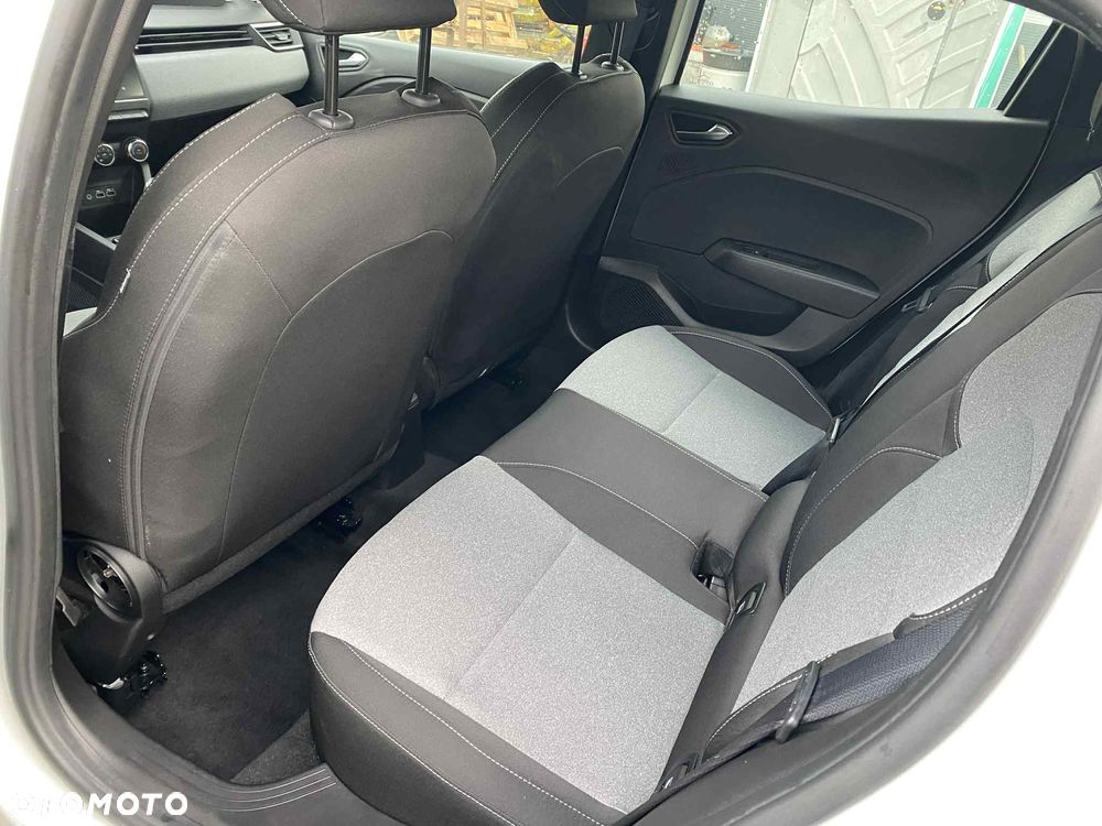 Renault Clio BLUE dCi 100 EVOLUTION - 16