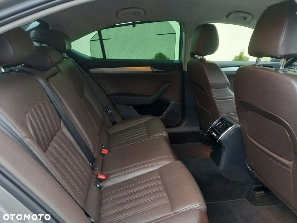 Skoda Superb 1.6 TDI Style - 21