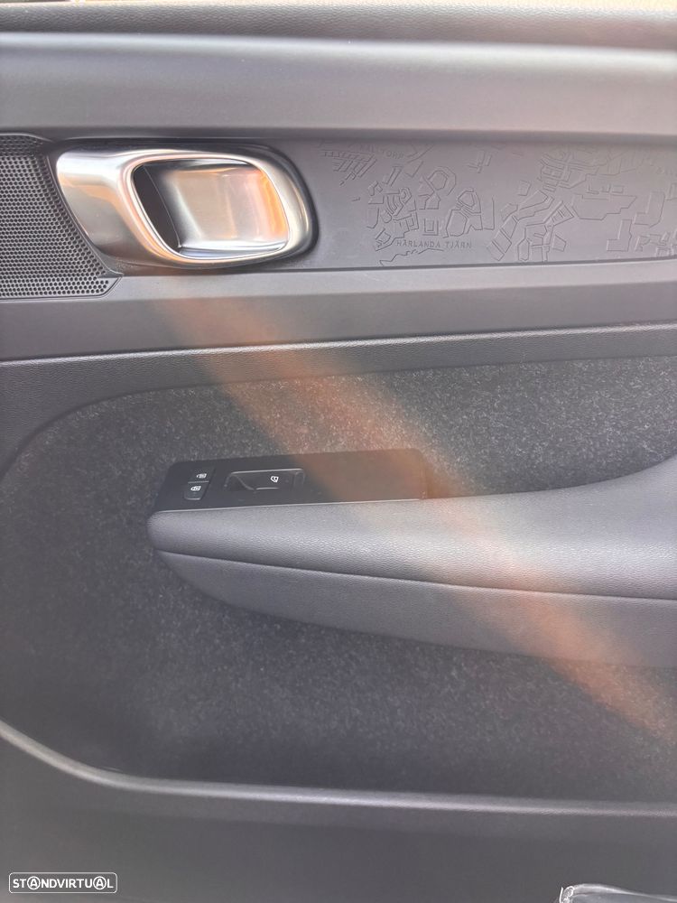 Volvo XC 40 1.5 T2 Momentum Core - 14