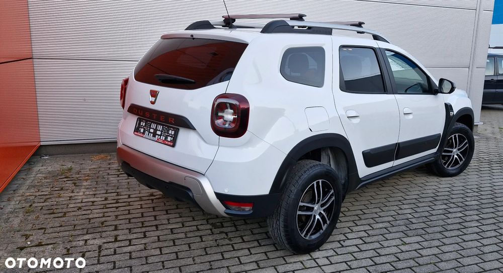 Dacia Duster 1.6 SCe Urban Explorer S&S - 15