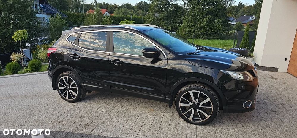Nissan Qashqai 1.6 dCi TEKNA+ - 39