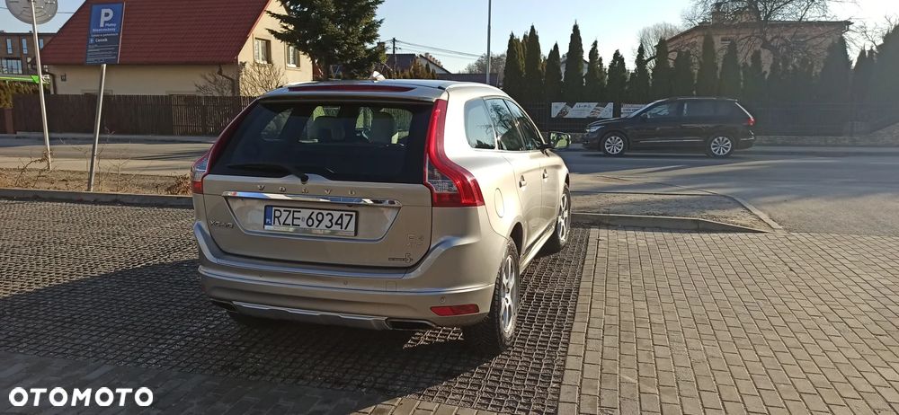 Volvo XC 60 D4 AWD Summum - 5