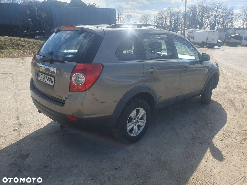 Chevrolet Captiva 2.4 2WD 5 Sitzer LS - 4