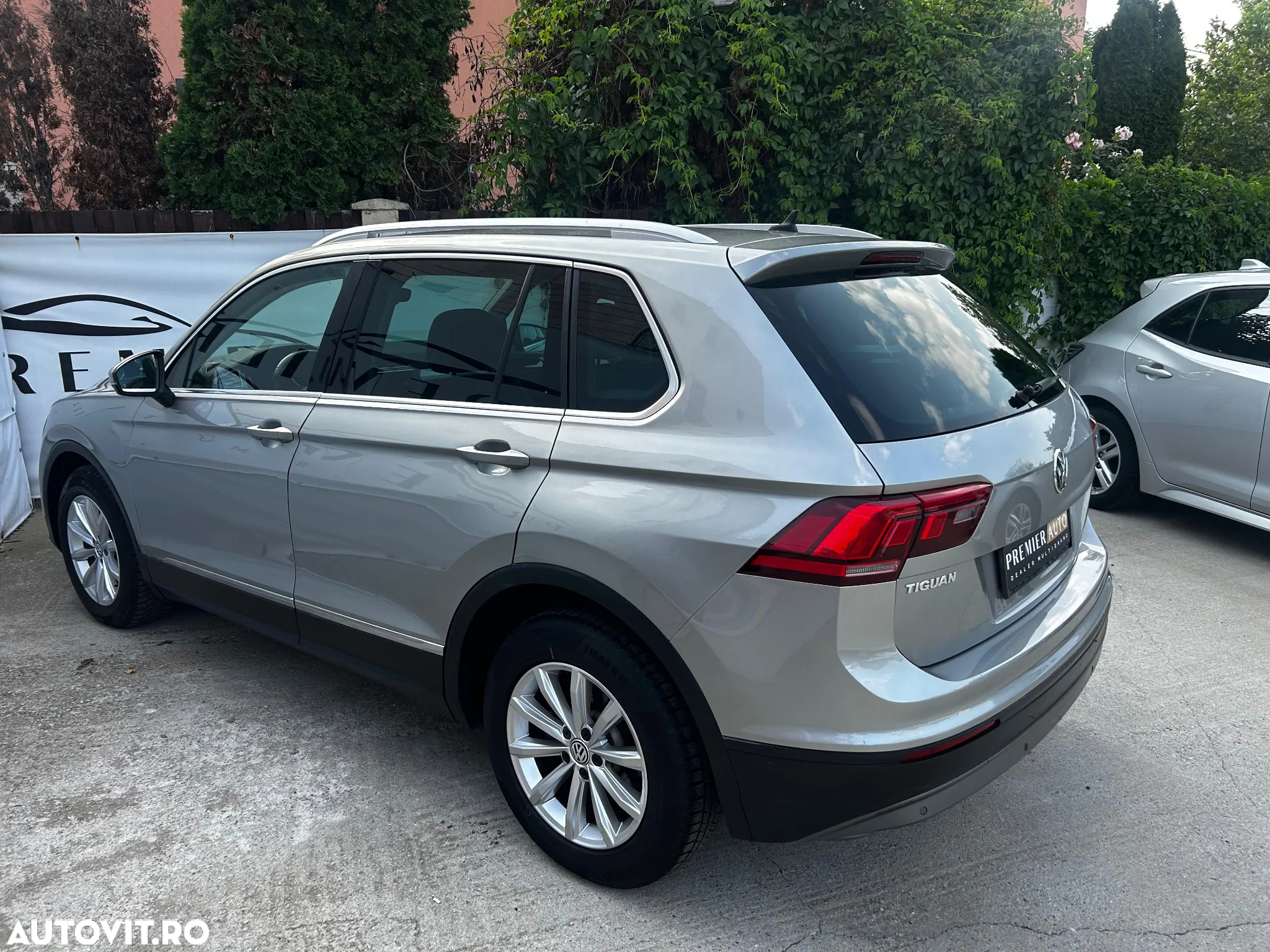 Volkswagen Tiguan 2.0 TDI DPF DSG Comfortline - 6