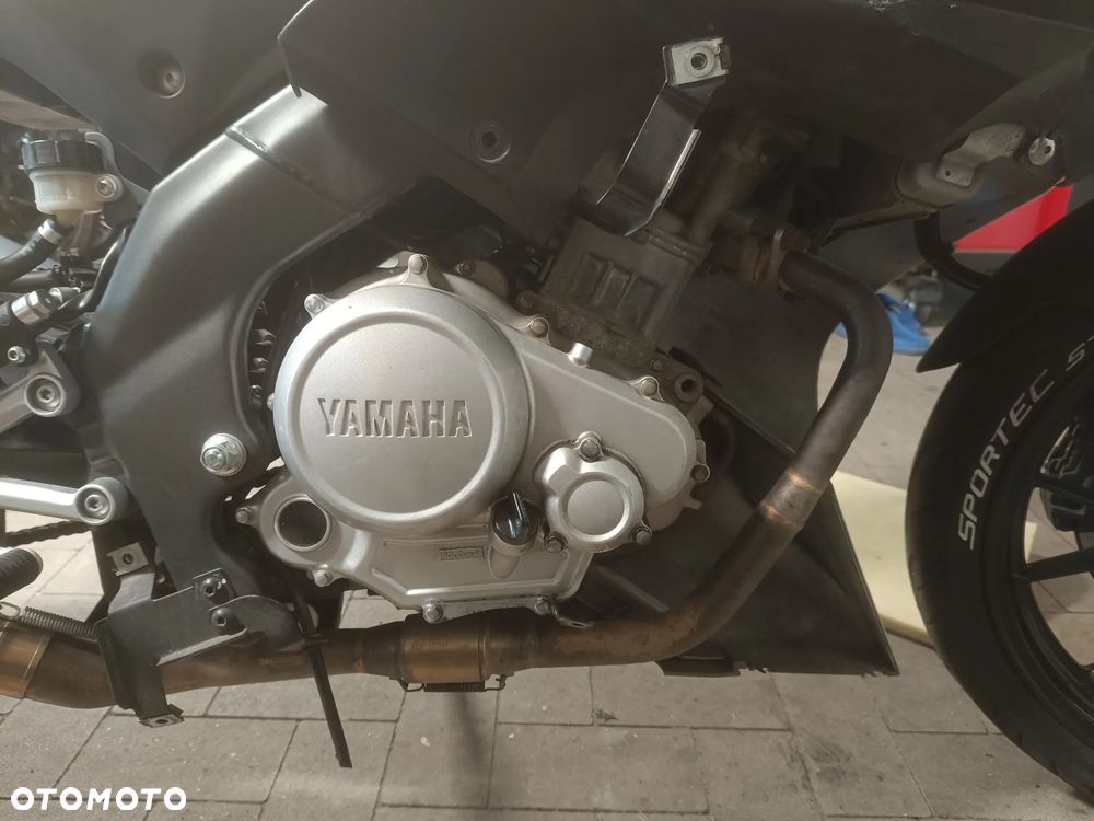 Yamaha YZF - 9