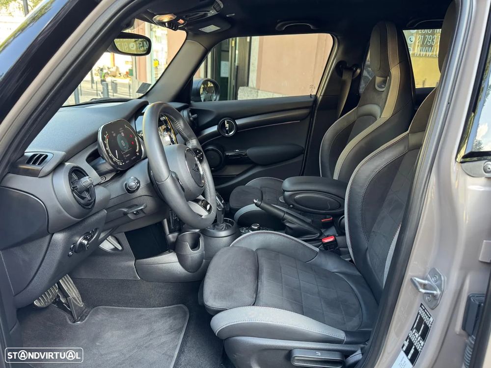 MINI 5 Portas Cooper S Premium JCW Auto - 20