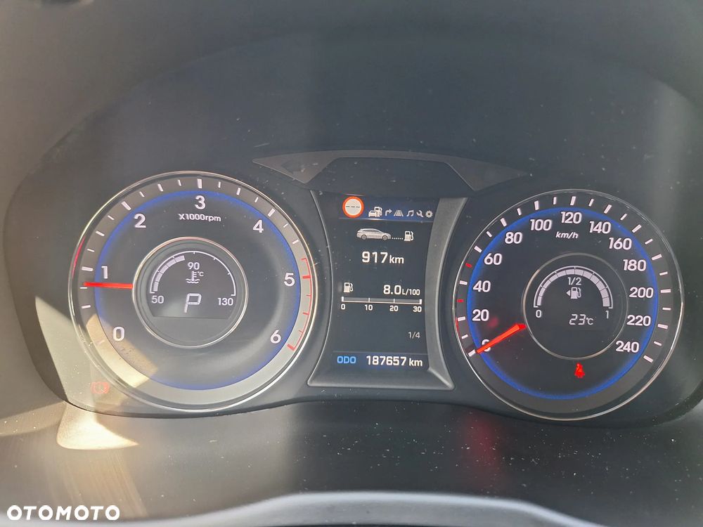 Hyundai i40 Kombi blue 1.7 CRDi DCT Premium - 22