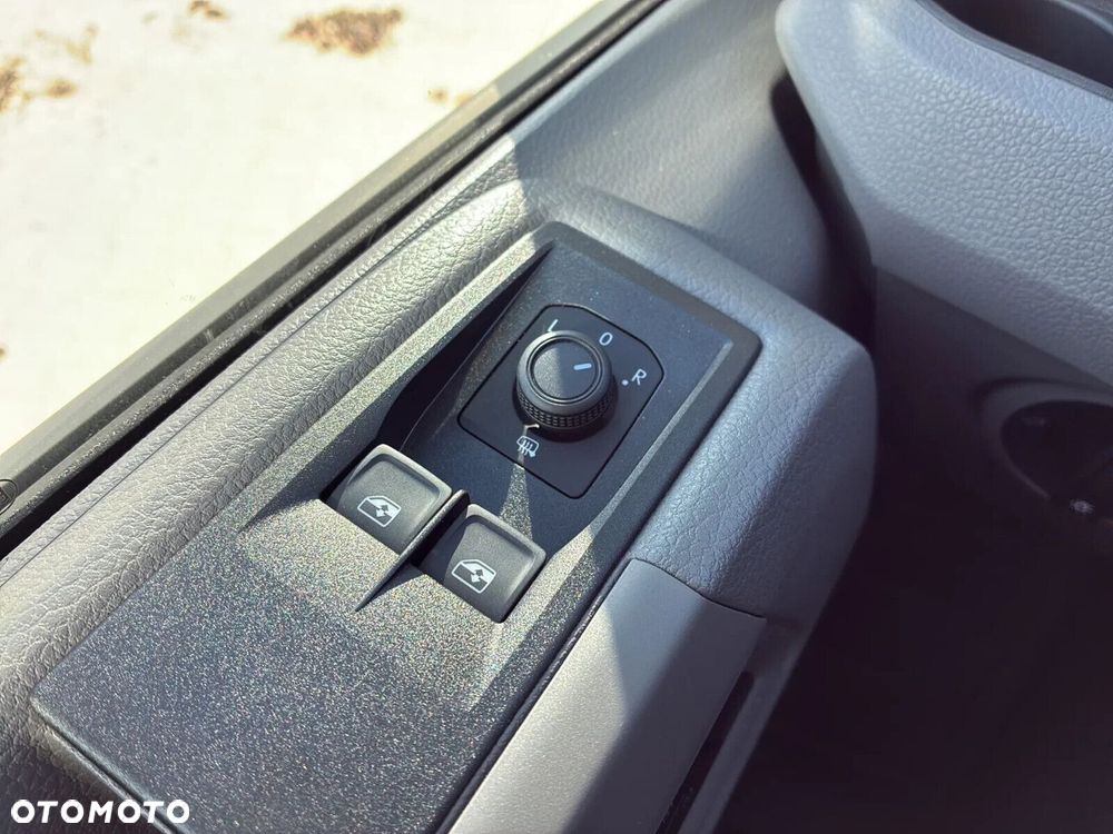 Volkswagen Crafter 35 Brygadówka/Furgon L3/H2, 2.0TDI 140KM, r.o. 3640 - 30