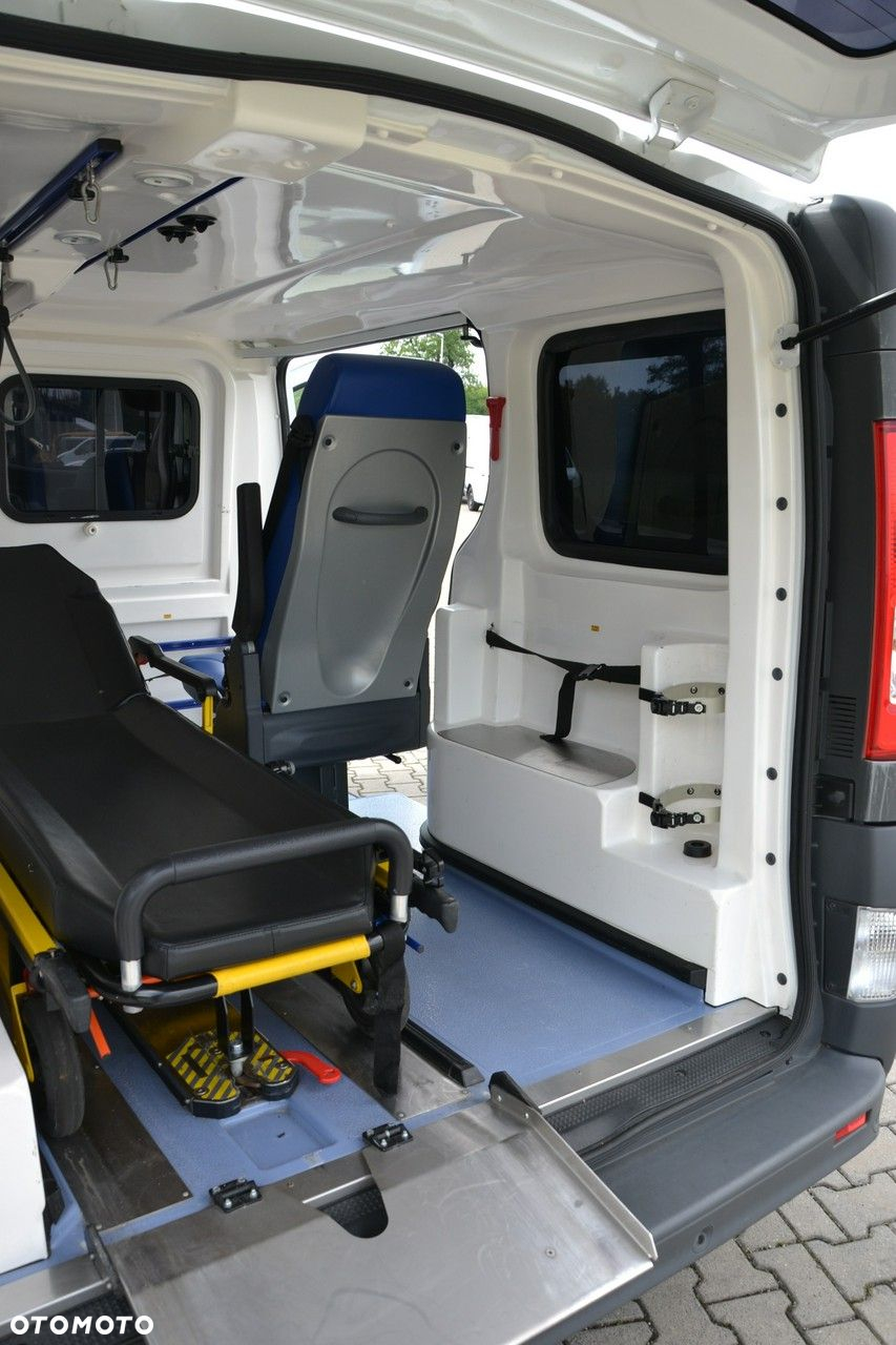 Renault Trafic - 22